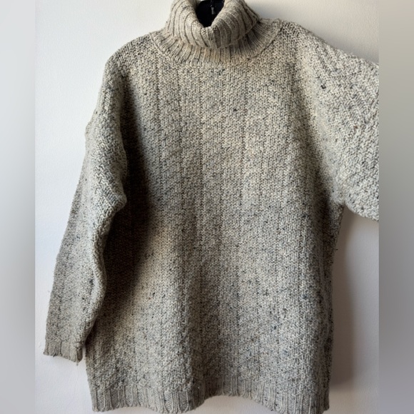 Vintage Gleneden Made in England Wool Cozy Gray Turtleneck Sweater - Picture 2 of 10